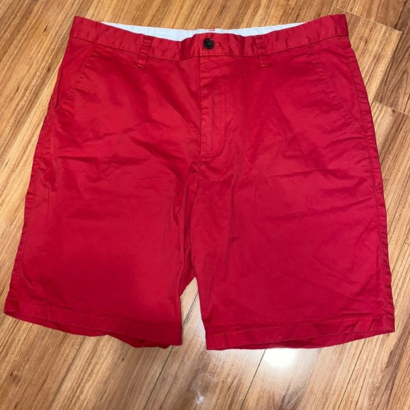 Men’s Red Short Size:36 - Picture 1 of 2